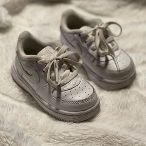 Toddler white Air Force 1 size 5c